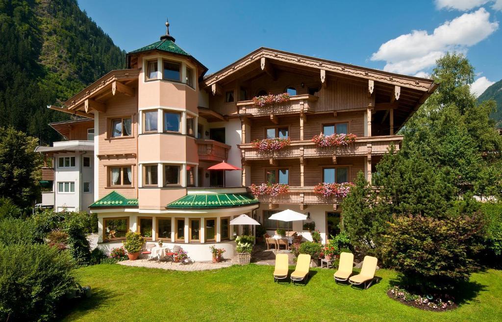 Hotel Garni Glockenstuhl Mayrhofen Exteriör bild